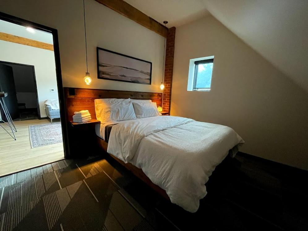 Gamble Mill Hotel Bellefonte Room photo